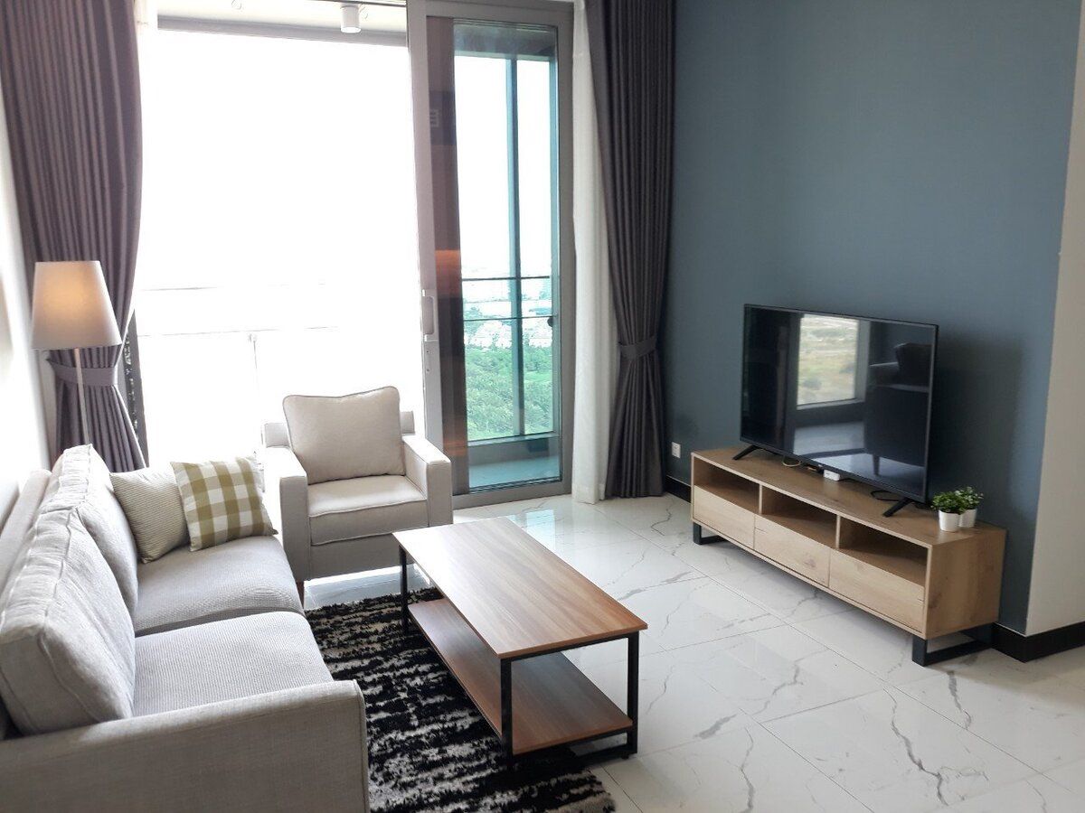 Cửa kính lớn
