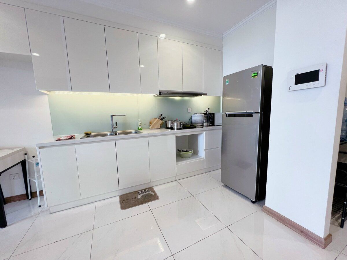 Phòng bếp trang bị đầy đủ tiện nghi